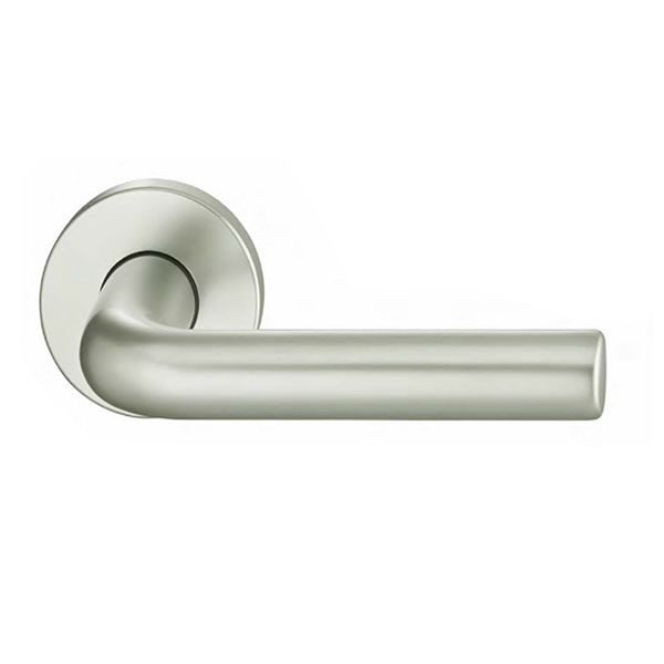 door lever 132 x 62 x 18 mm L shaped with roses model pair